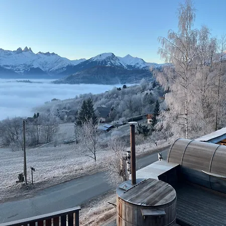 La Tuvière 3*