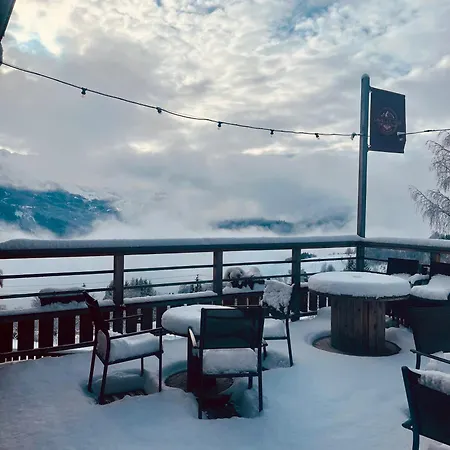 Hotel La Tuvière 3*